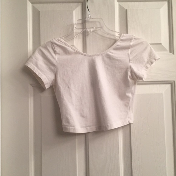 crop top- brandy melville