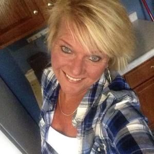 Meet your Posher, Laurie