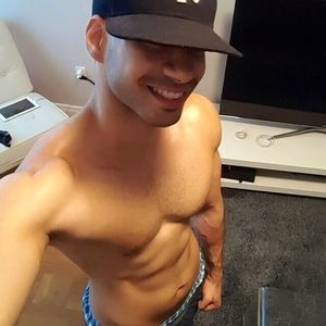 Meet your Posher, Marcos