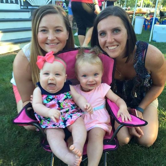 Meet your Posher, Lindsey - Picture 2 of 2