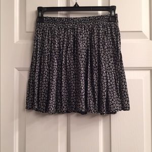 floral skirt - Brandy Melville