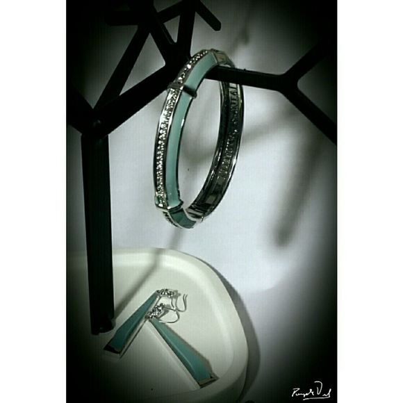 Authentic Vince Camuto Bangle
