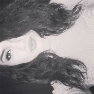 Meet your Posher, Evangeline