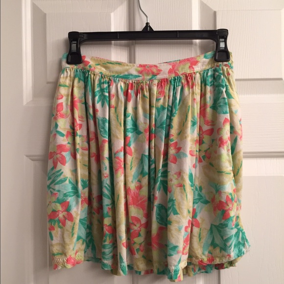 floral skirt- amerian eagle