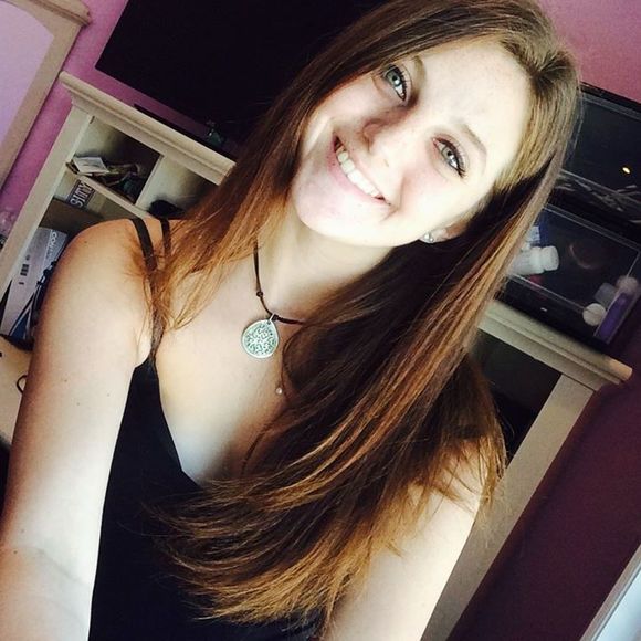 Meet your Posher, Kacey