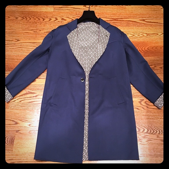 $300 Authentic MCM Reversible Overcoat Size Large - Picture 1 of 2