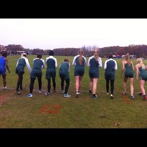 Meet your Posher, Julia