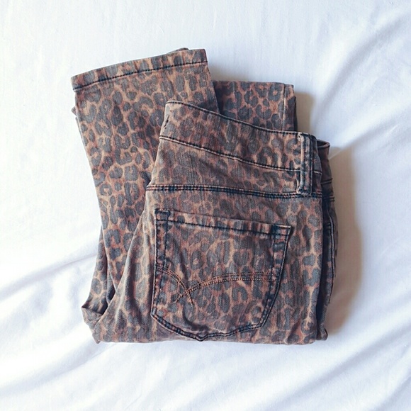 Bullhead Leopard Print Skinnies