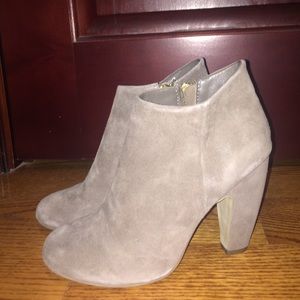 Steve Madden Panelope booties