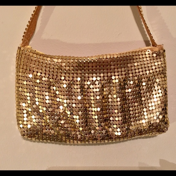 Sequined Gold Clutch Handbag - Picture 2 of 2