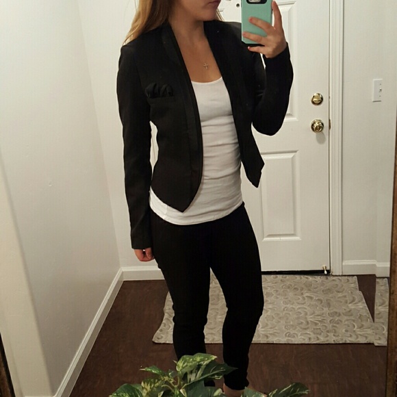 🎉🎉🎉🎊🎊Host Pick 🎉🎉🎉🎊🎊Black Blazer!