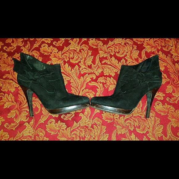 Aldo ankle black boots with bow, high heel