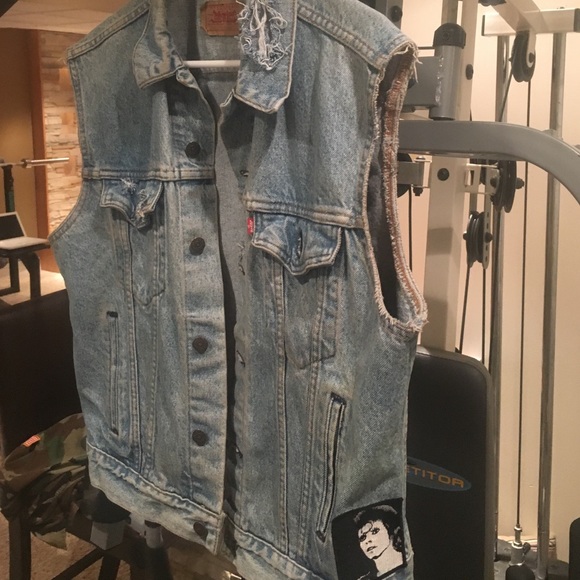 Levi's Rocker Denim Jacket -Custom Distressing - Picture 2 of 4