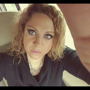 Meet your Posher, Taygan