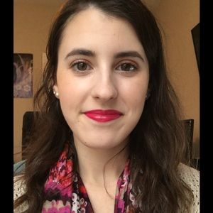 Meet your Posher, Claire