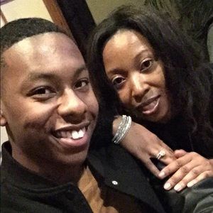 Meet your Posher, Demond