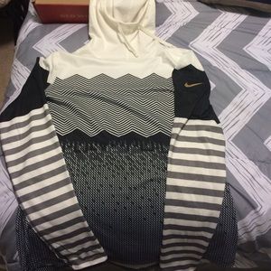 Nike pullover