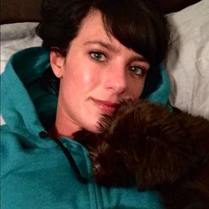 Meet your Posher, Leigh