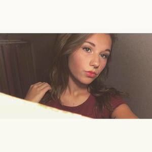 Meet your Posher, Abigail