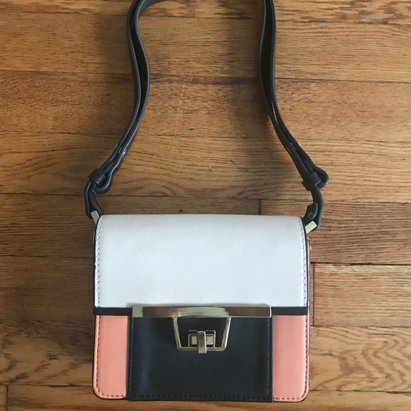 Host Pick Zara - Mini Messenger Bag. Like new! - Picture 3 of 4