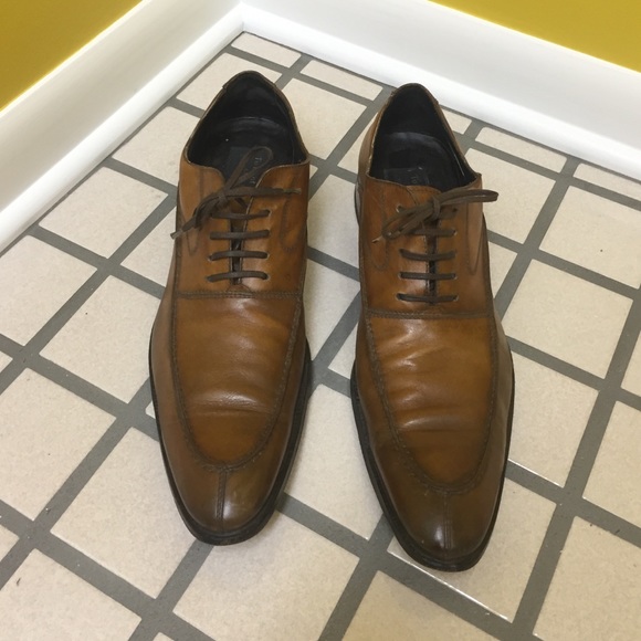 Dress shoes