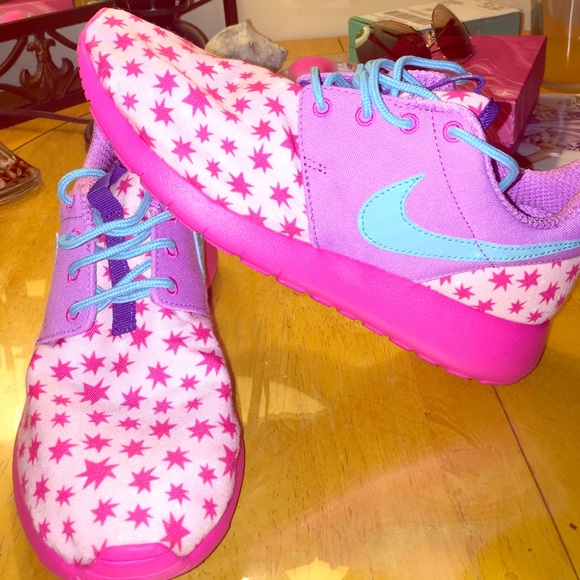 RARE Nike Roshe new