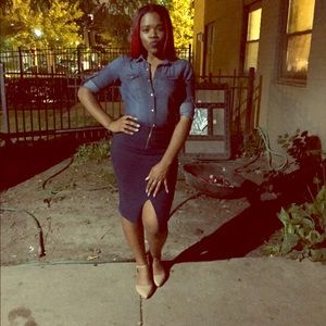 Denim front slit skirt