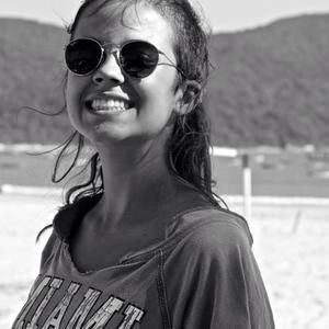 Meet your Posher, Gabriela