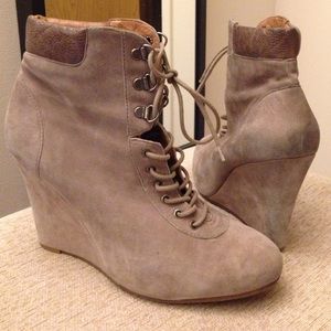 Pour La Victoire Lang Suede Wedge Booties