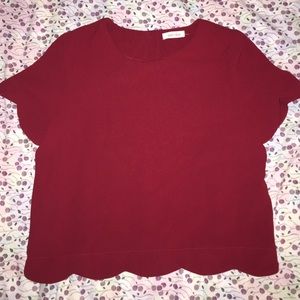 Cute scallop cut Crop top