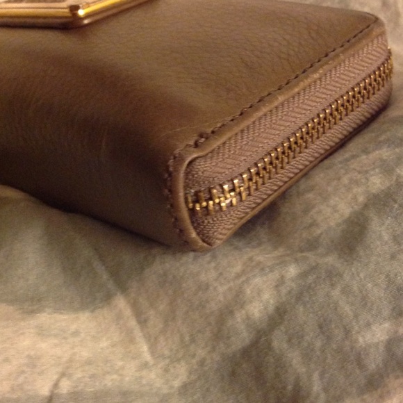 Marc by Marc Jacobs Wallet 100% authentic NO TRADE - Picture 2 of 3
