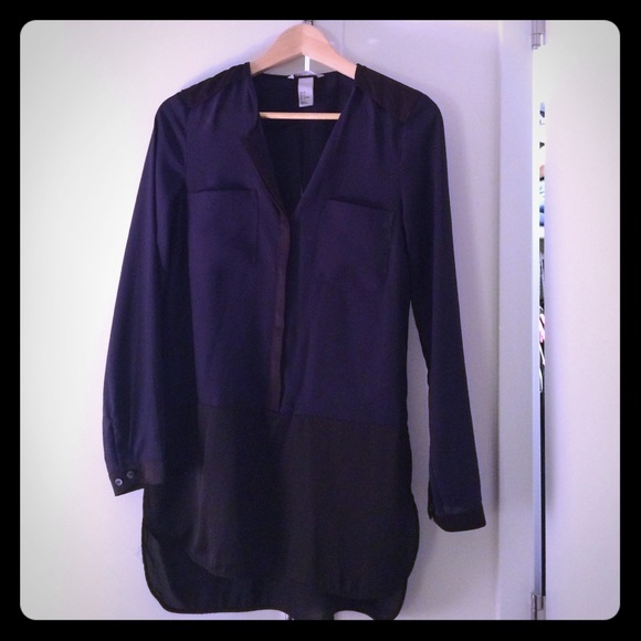 Black and navy long sleeve long shirt