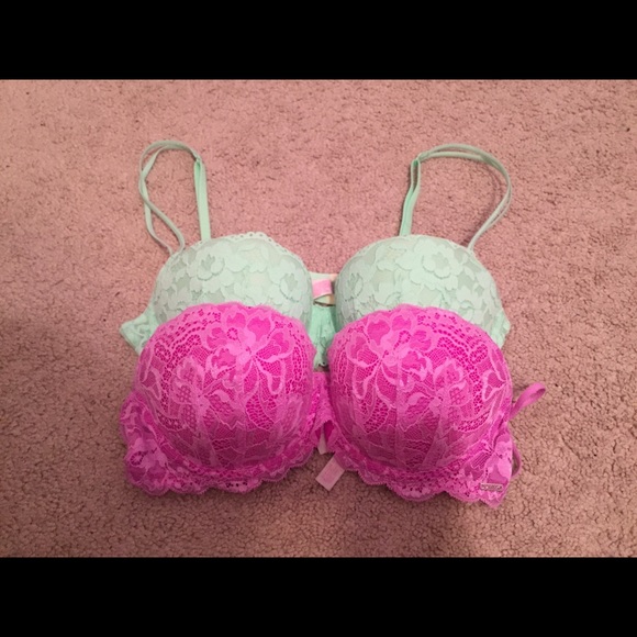 2 Victoria's Secret Date Bras