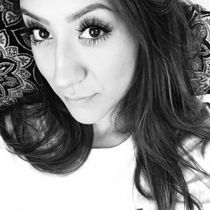 Meet your Posher, Mariela