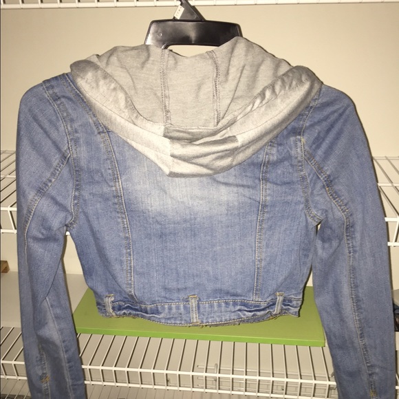 Crop jean jacket - Picture 2 of 2