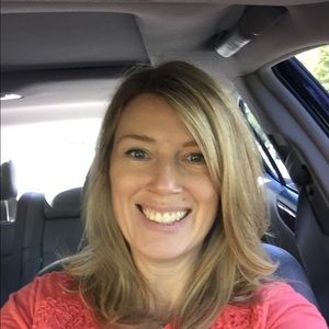 Meet your Posher, Candi