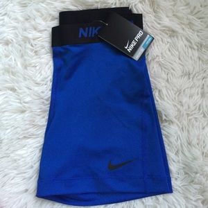 NWT 5" Nike Pro's