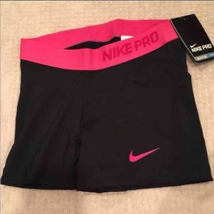 NWT 3" Nike Pro's