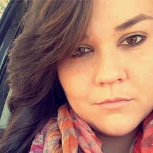 Meet your Posher, Lorrin