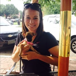 Meet your Posher, Brooke