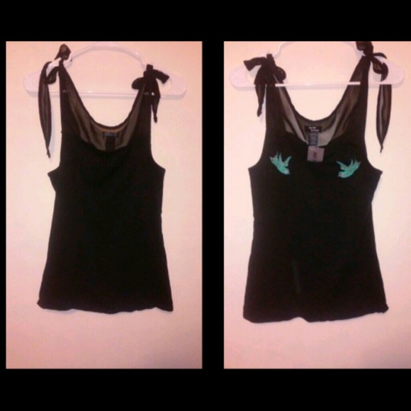 NWT Blue swallow tank top