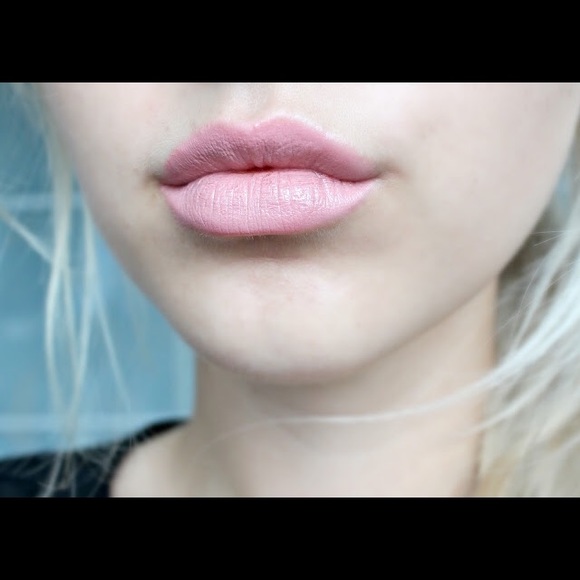 Yves Saint Laurent rouge volupté in nude beige 1