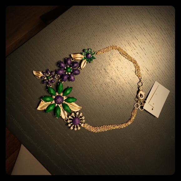 Amrita Singh statement necklace