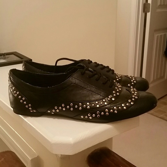 Super Cute Gold Studded Oxfords