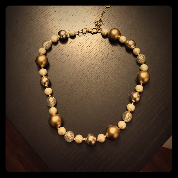 Amrita Singh necklace.