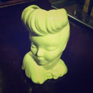 Art Deco beauty brush holder