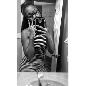 Meet your Posher, Jacqee