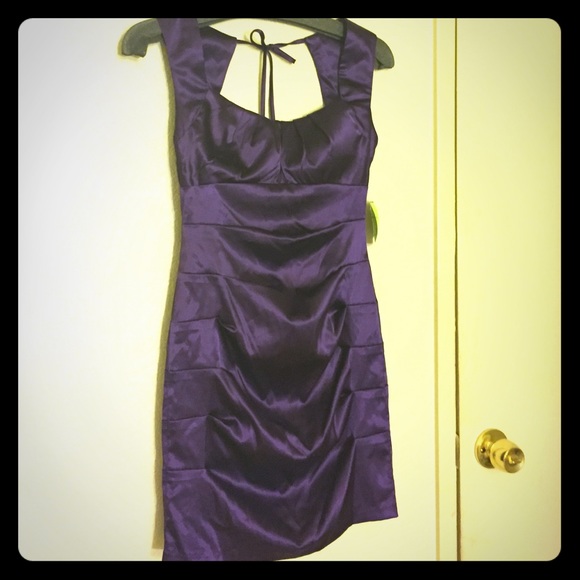 Windsor short purple dress