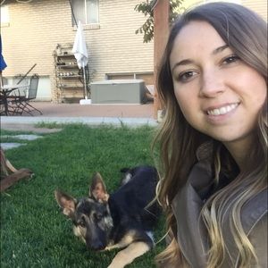 Meet your Posher, Anna