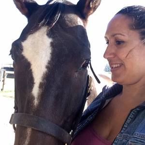 Meet your Posher, Maya